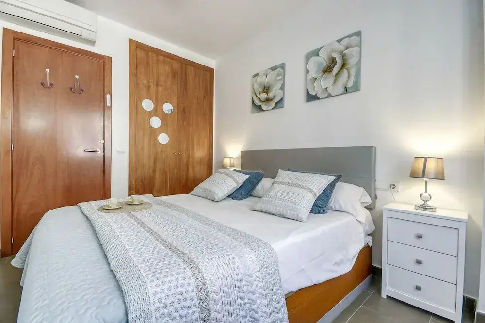 Coastal Getaway in Empuriabrava for 4