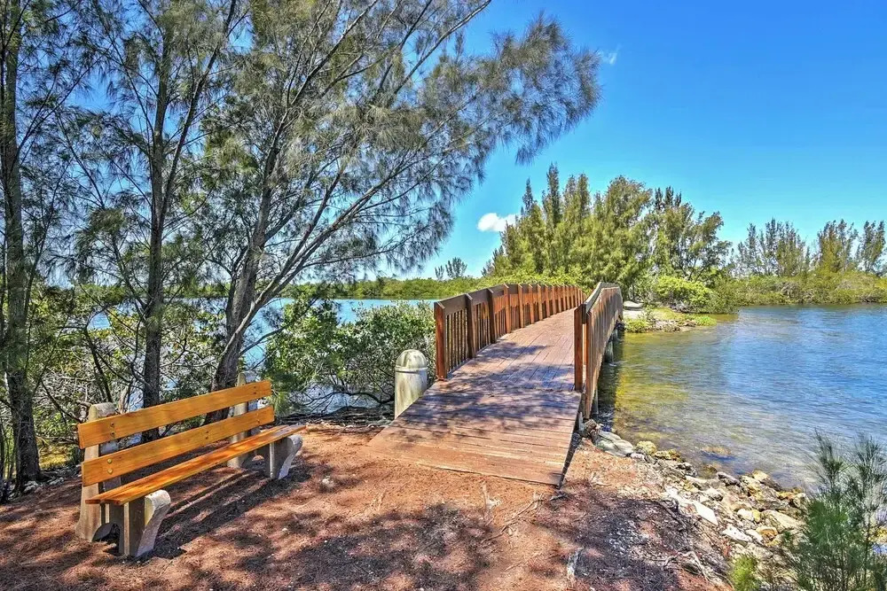Gulf-view Condo w/ Beach Access & Patio in Hudson
