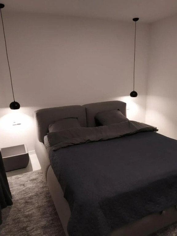 NEW modern apartment