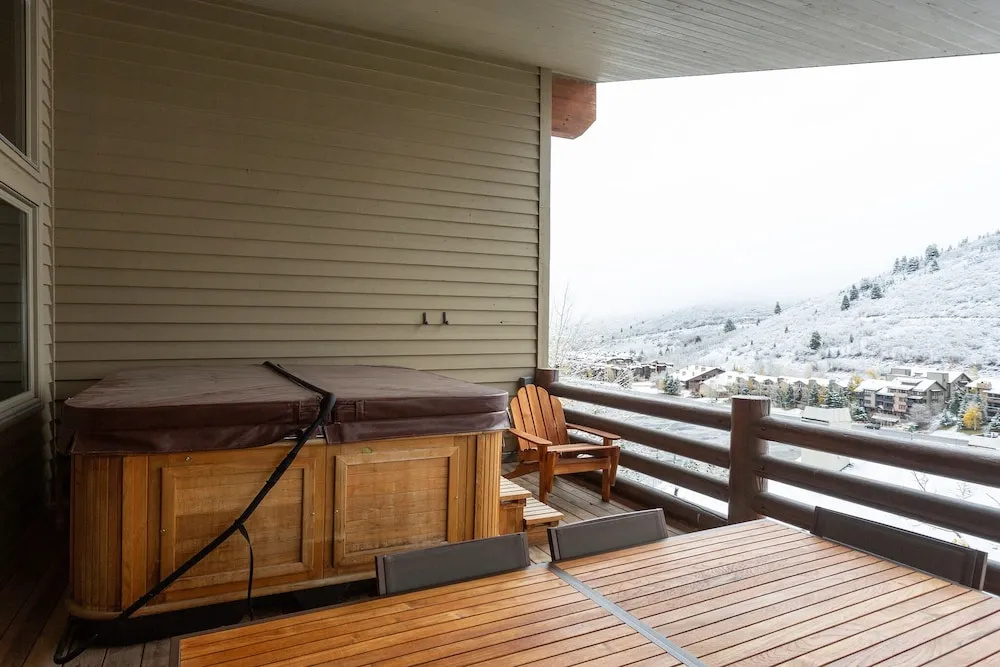 Trail's End Lodge at Deer Valley Resort - Four Bedroom Residence with Spa #505 4 Condo