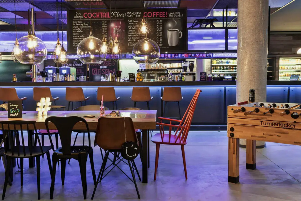 Moxy Athens City