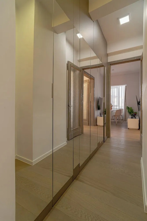 Top-Floor Romanian Athenae 2BR Apartment, Quiet City Views