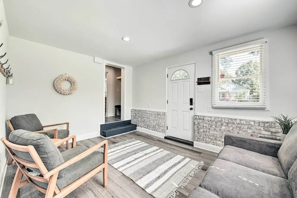 Chic Charlotte Retreat < 3 Miles to Downtown!