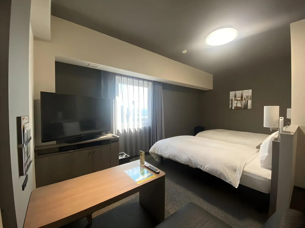 Hotel Route Inn Matsuyama Chuo -Katsuyama Dori