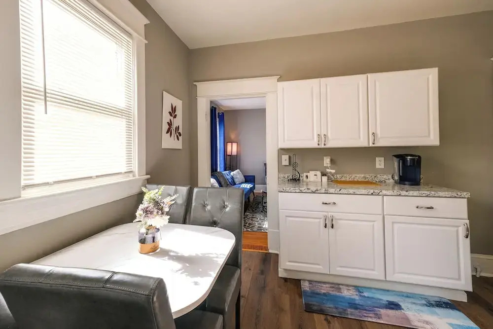 Cozy Roanoke Vacation Rental: 2 Mi to Downtown!