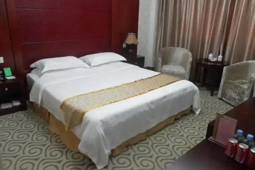 Luan Huadu Hotel