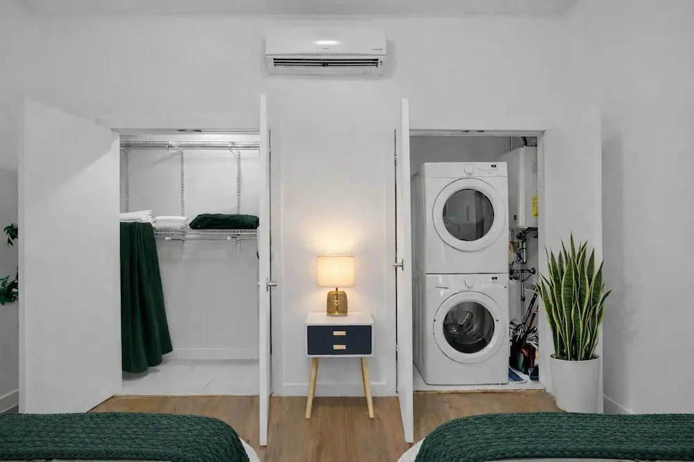 Meridia by Stylish Stays