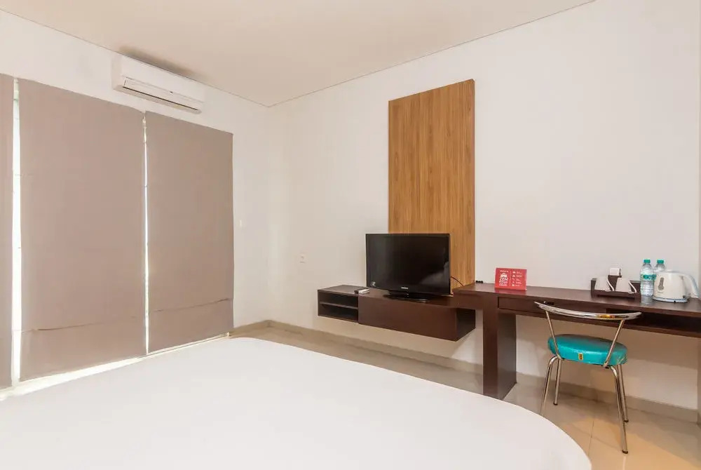 ZEN Rooms Seminyak Mertanadi