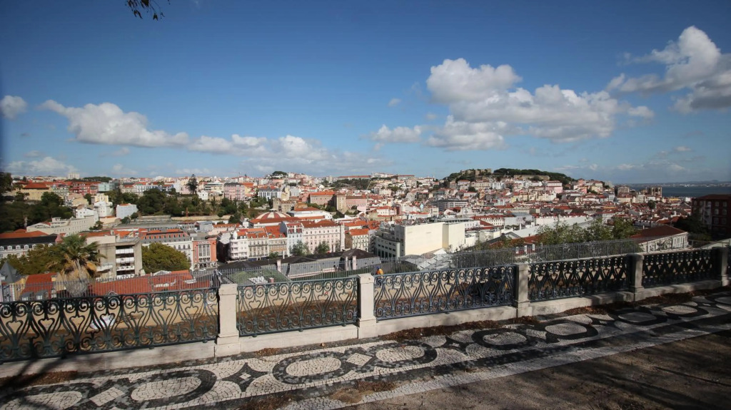Chiado Prime Suites I by Homing