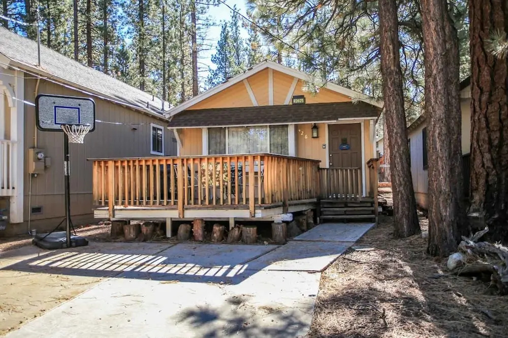 Moonridge Mile 2 Bedrooms 1 Bathroom Home