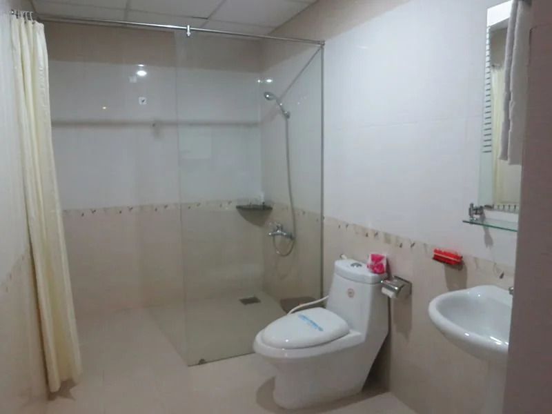 DONA Hotel