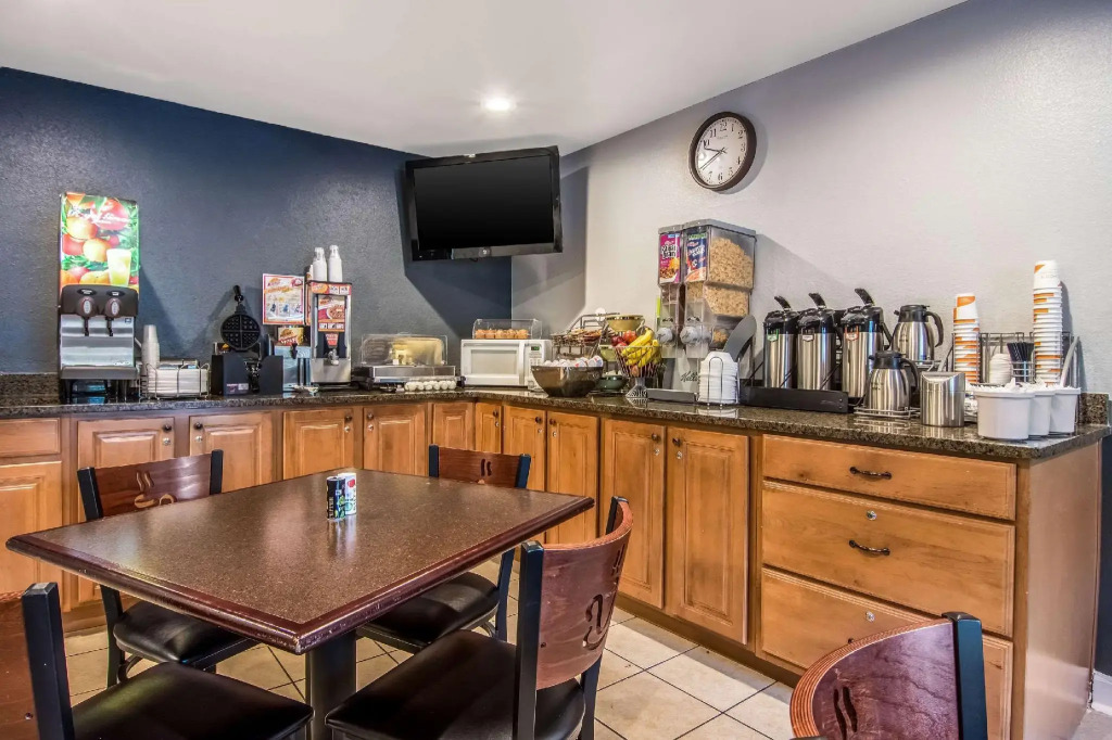 Quality Inn Atlanta Airport-Central