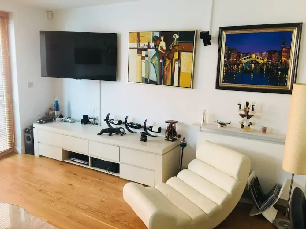 Modern 3 Bedroom House in Central Manchester