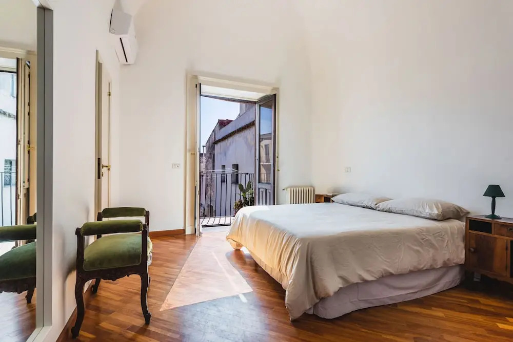 Maddalena Classic Apartment by Wonderful Italy
