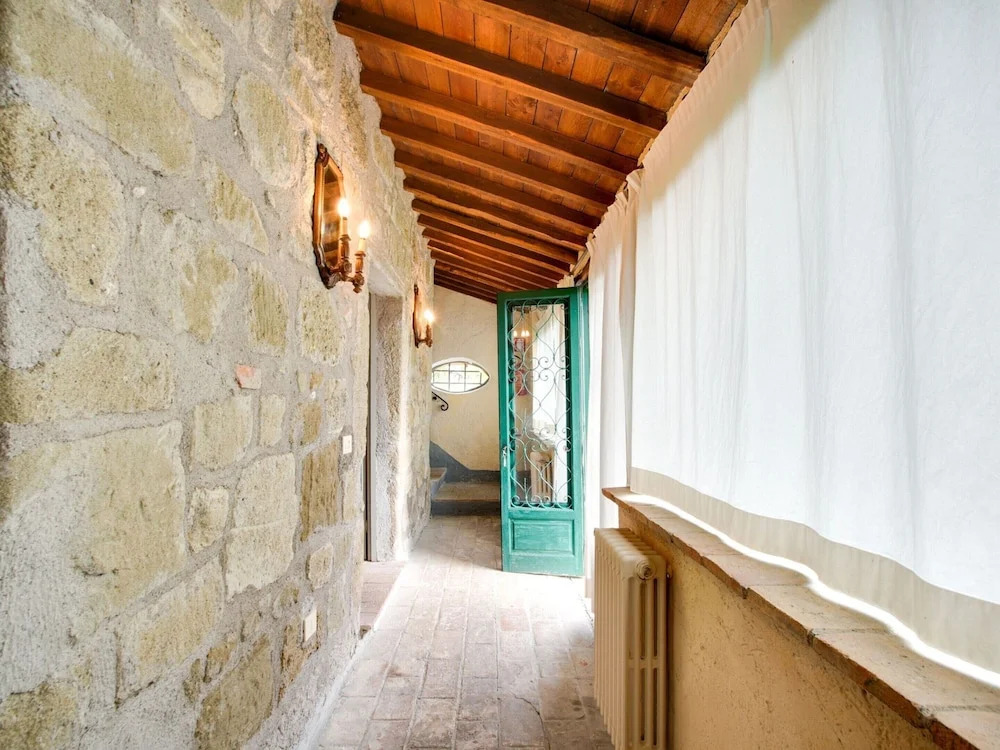 Spacious Villa in Sermugnano With Private Swimming Pool