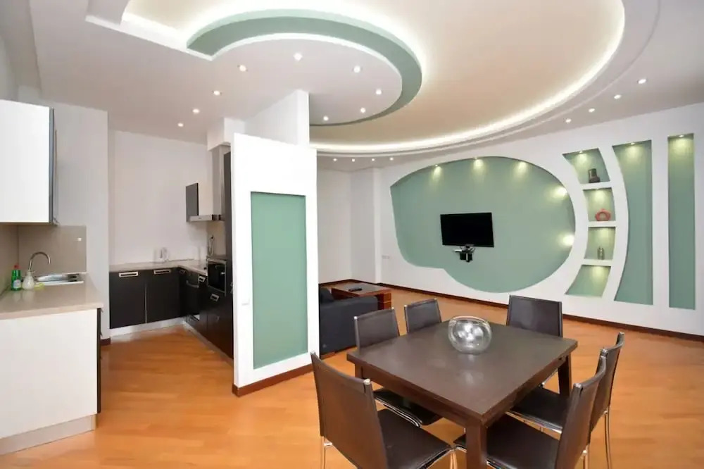 Apartments by Luxe Group DI64