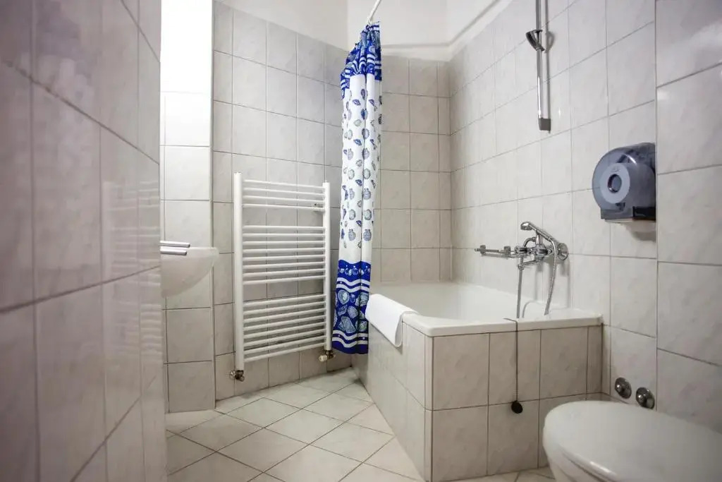 Hotel Kapos