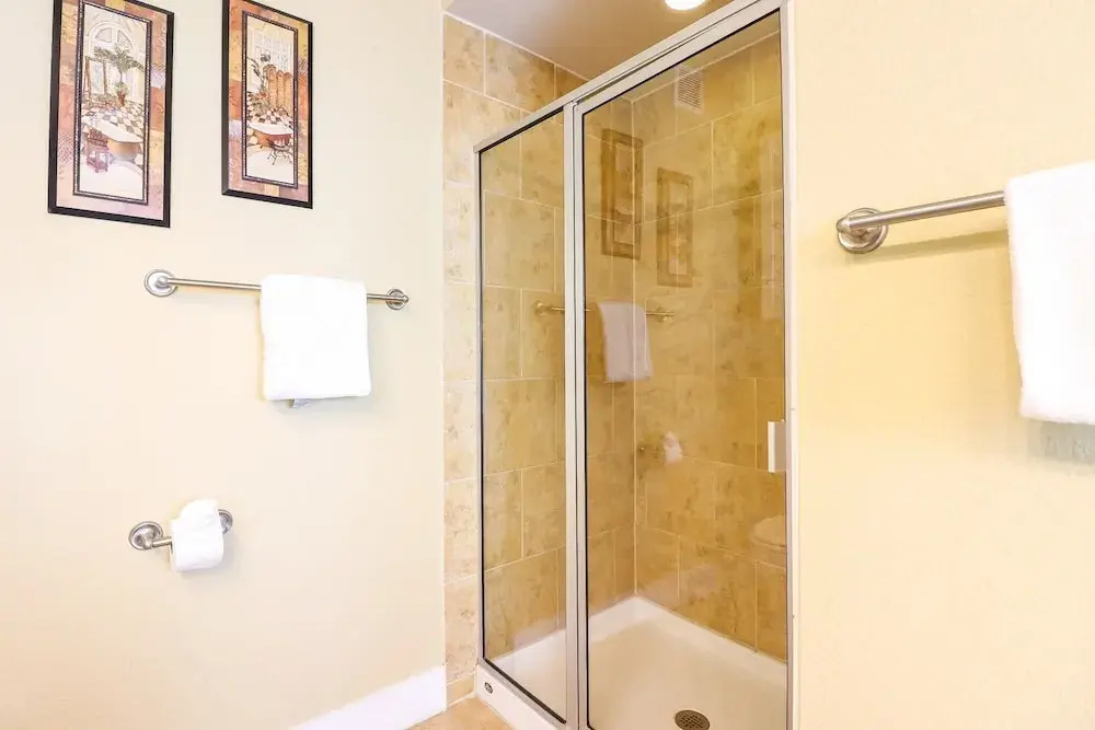 Pelican Pointe 2 Bedroom Condo