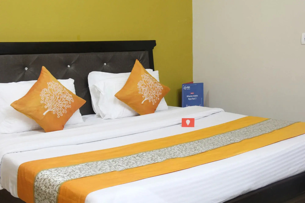 FabHotel Queen Palace by OYO Rooms