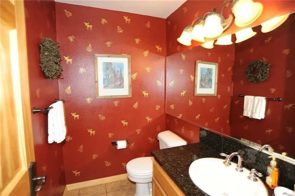 531 Settlers Drive (Private Home with Hot Tub)