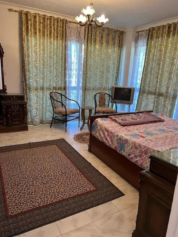 La Sirena Villa for Families only