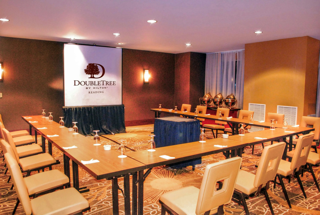 DoubleTree by Hilton Hotel Reading