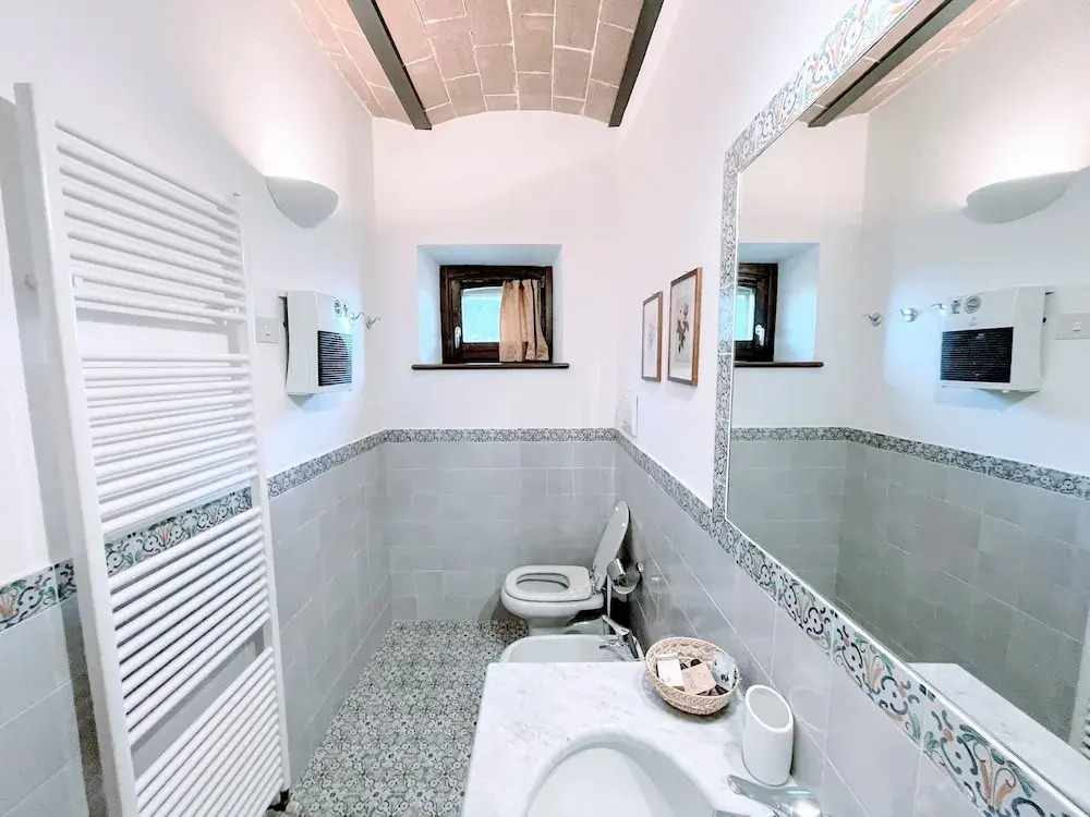 Torretta Sleeps 5 With Pool and Exclusiv