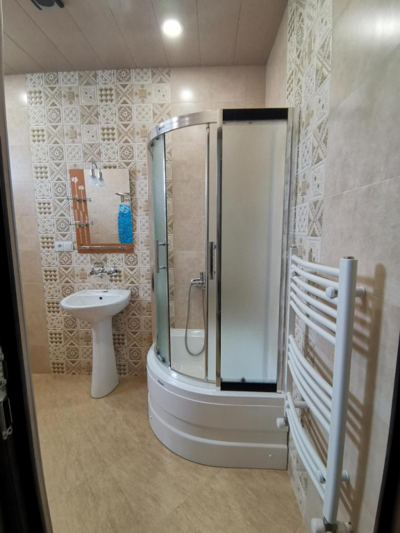 Guest House 35