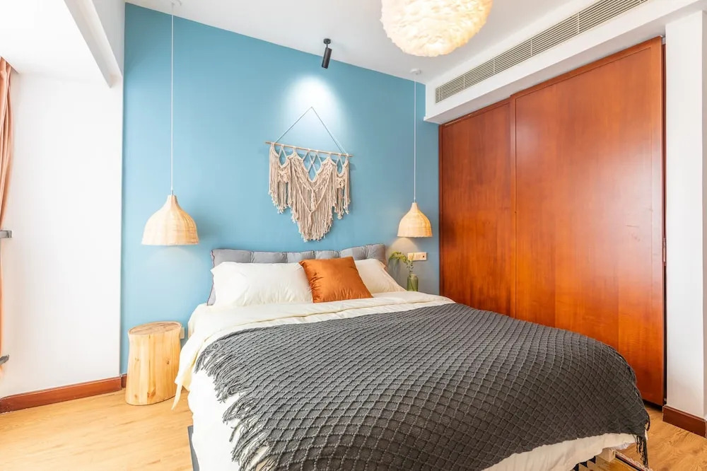 Locals Boutique Apartment Huafa Plaza 33
