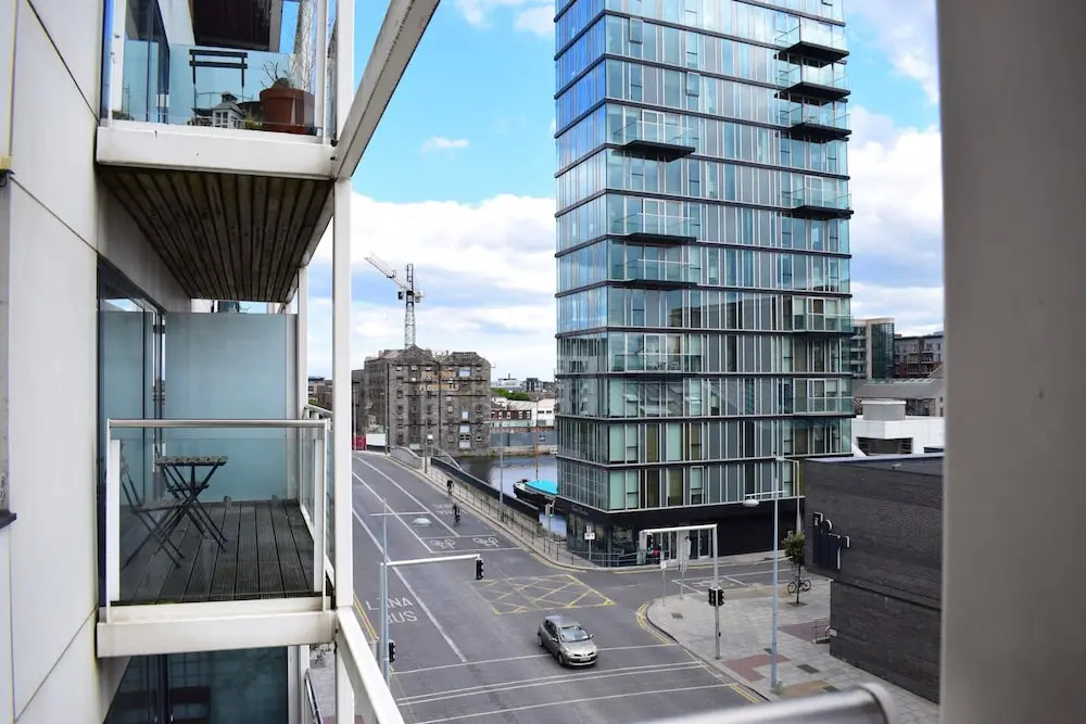 1 Bedroom Flat Near Grand Canal