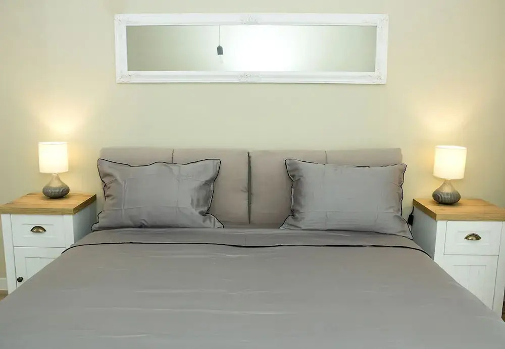 FM Luxury 1-BDR Apartment - Dream & Love