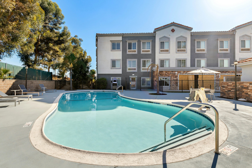 Spark By Hilton Redlands