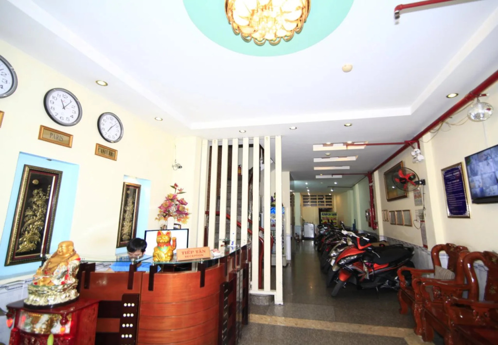 Truong Giang Hotel