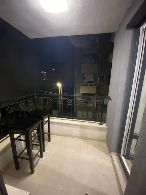 Brand New Cozy 1BR flat with AC & FREE street Parking