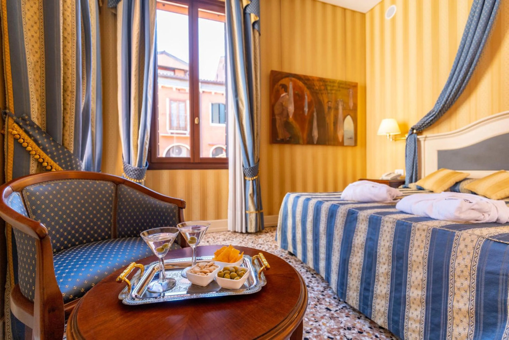 Hotel Mercurio