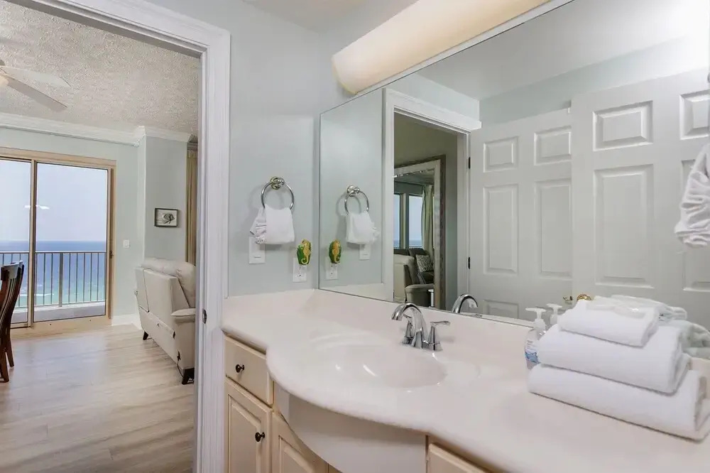 Wondrous Oceanfront Condo with Free Poolside WiFi - Unit 1105 by RedAwning