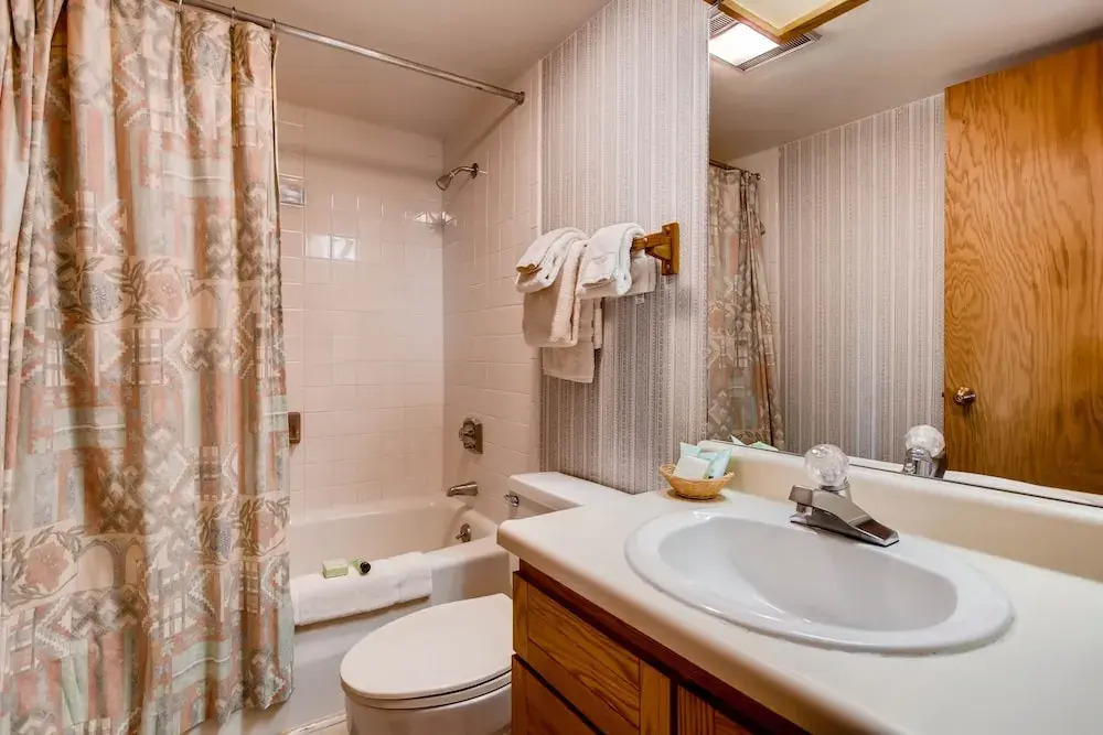 18 Snowmass Road, #403 - 3 Br Condo