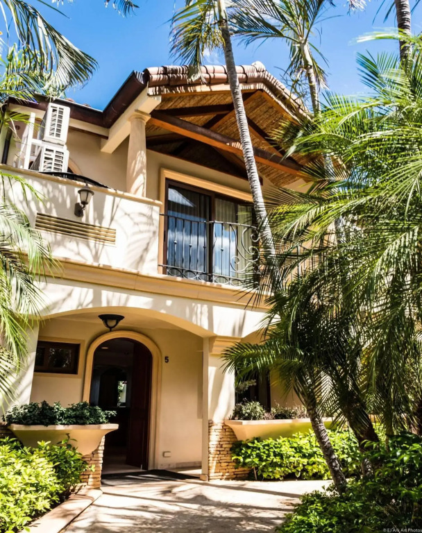 Palms 5 Luxury Beachfront Villa