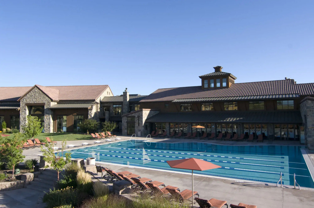 Flying Horse Resort & Club