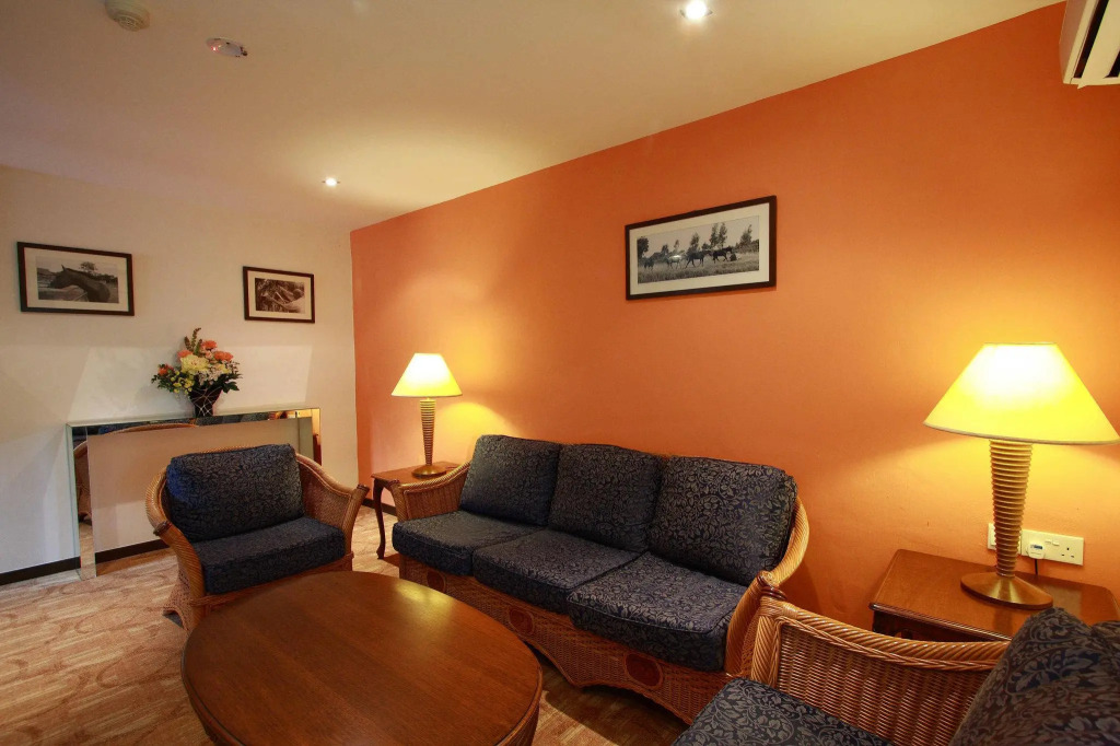 Riders Lodge