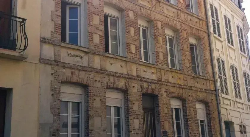 TOWNHOUSE TROUVILLE - AppartHotel & Spa