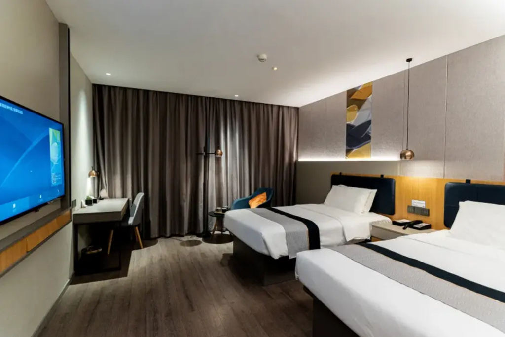 Home Inn Business Hotel (Jinzhou Liaoshen Battle Memorial Hall Shiqiaozi Early Market Branch）