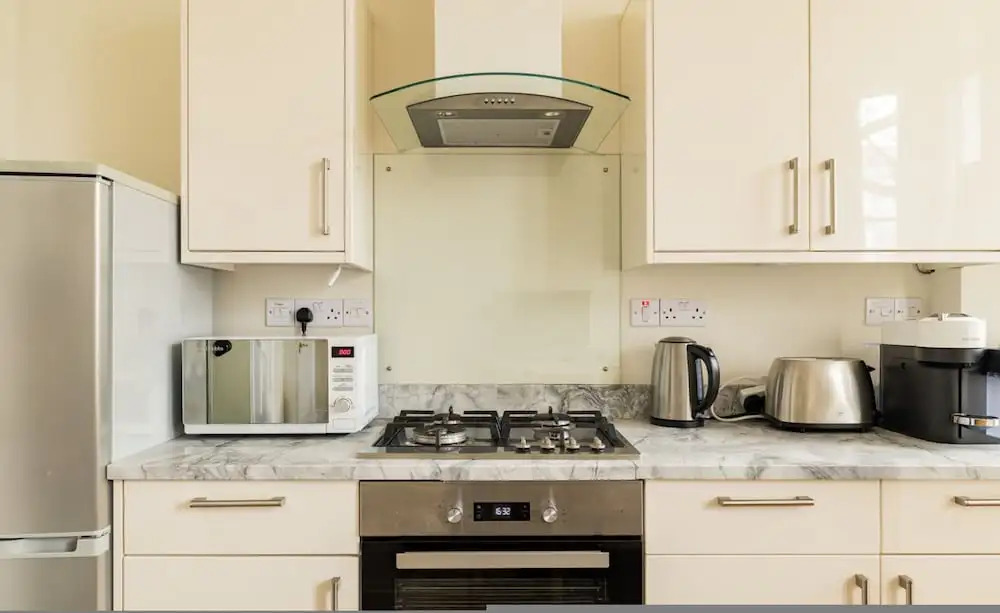 The Neutral Nest 1 BR in the Heart of Notting Hill
