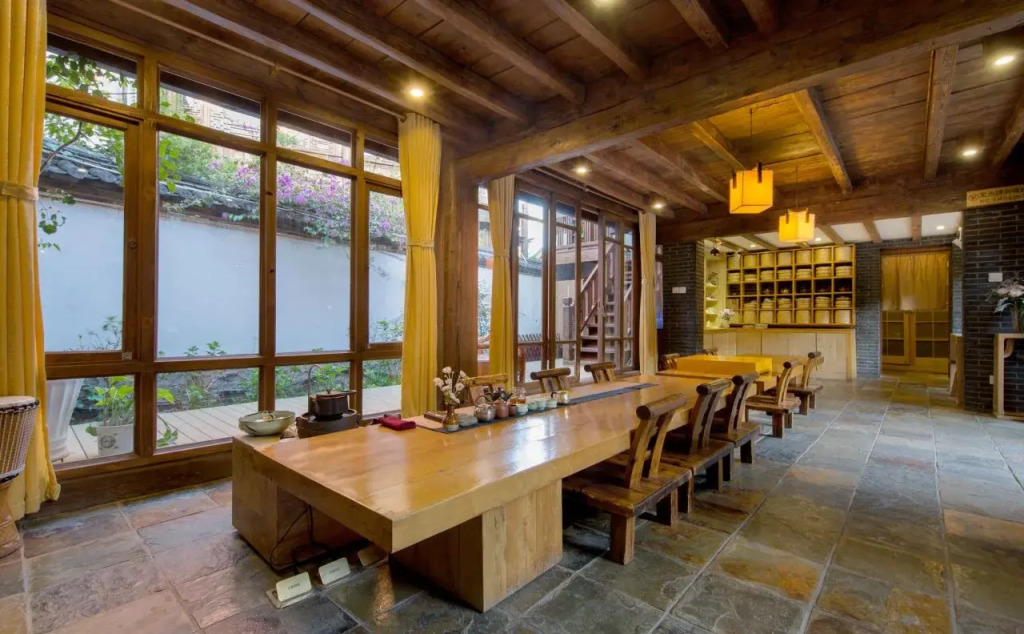 Lijiang Ancient Bridge Inn