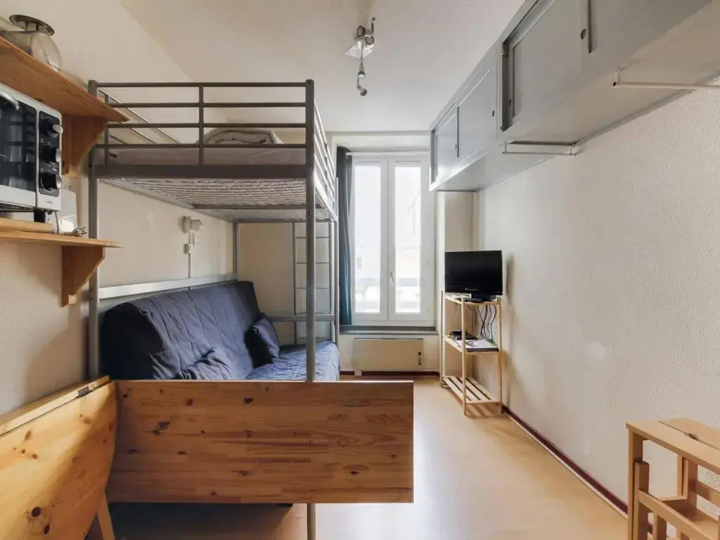 Appartement Cauterets, 1 pièce, 2 personnes - FR-1-401-146