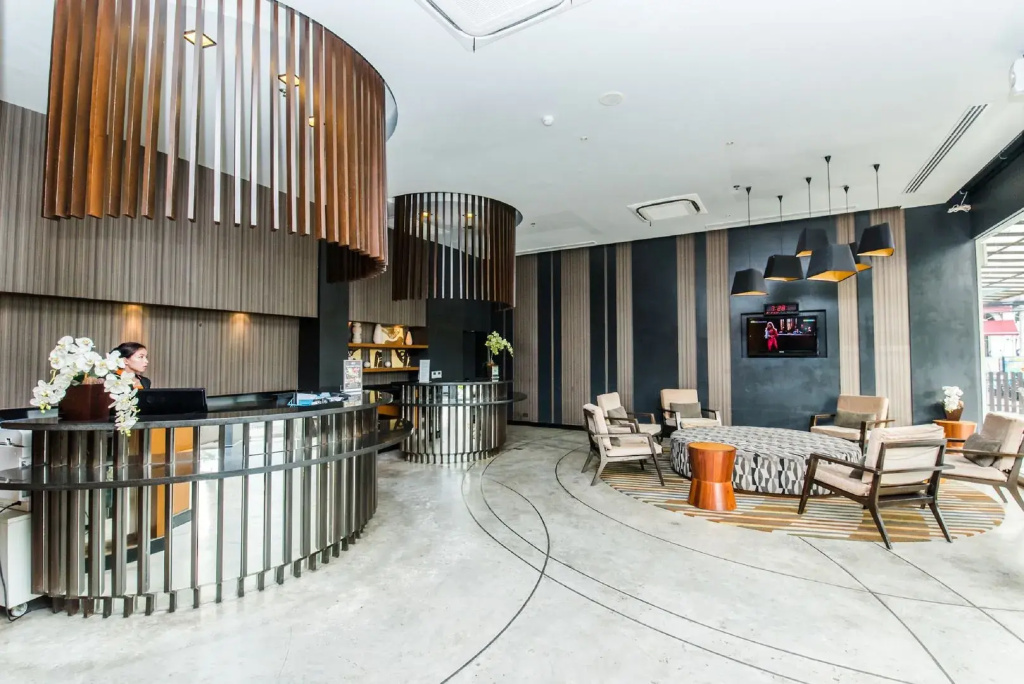 ASHLEE Hub Hotel Patong