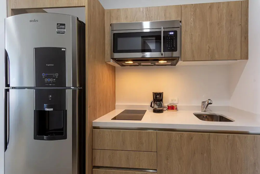 Luxury Sea view Studio on the 5th Av
