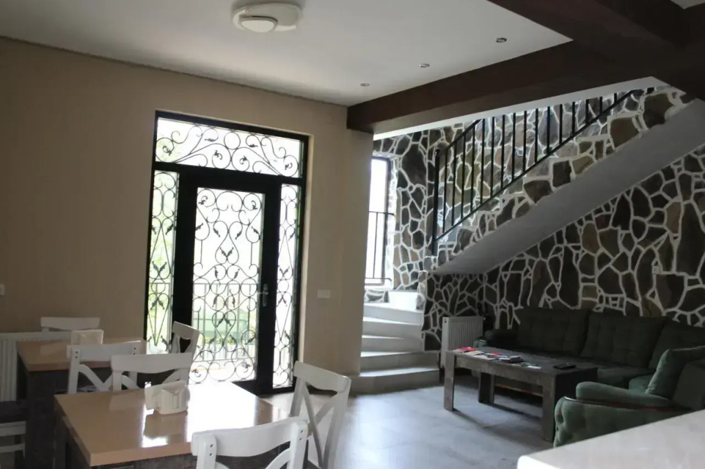 Nikalas house