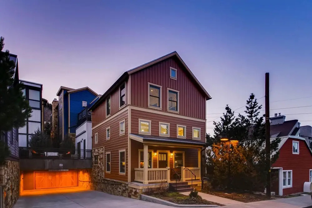 High Peak on Park Ave. by Park City Lodging