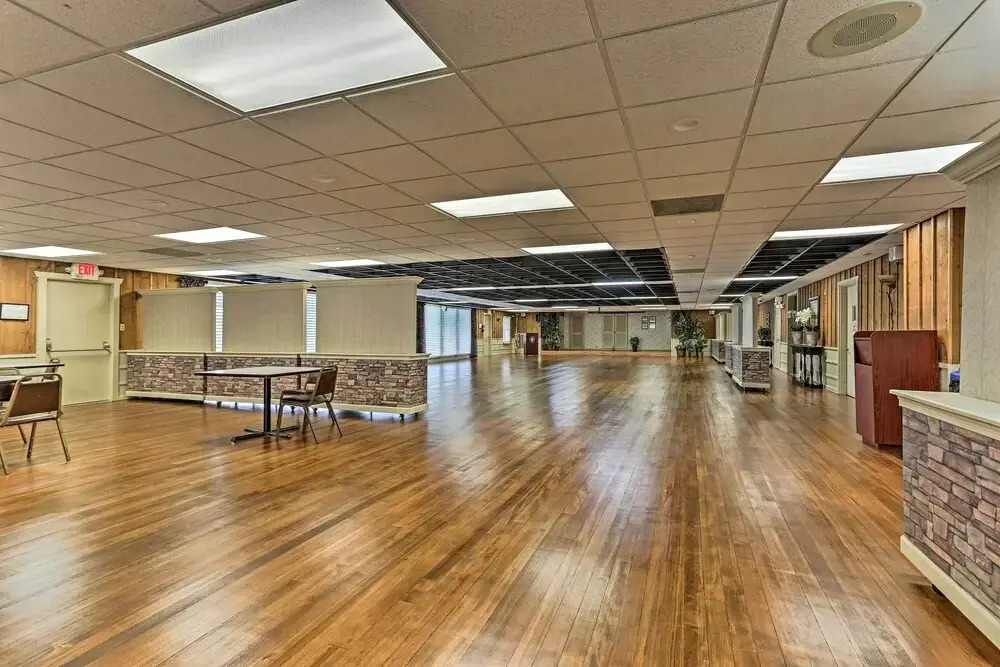 < 2 Mi to Dresser Lake: Home w/ Pool Access!